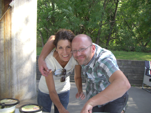 C  Users rschreck Documents Marketing Blogs Jentry and Sharon at Picnic resized 600